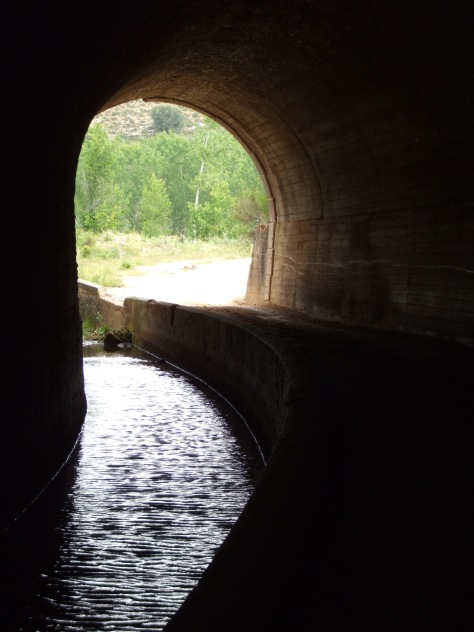 Túnel a contraluz